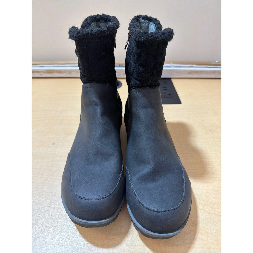 JBU Jambu Gabriella Black Water Resistant Quilted Faux Fur Boots Wide 9.5W